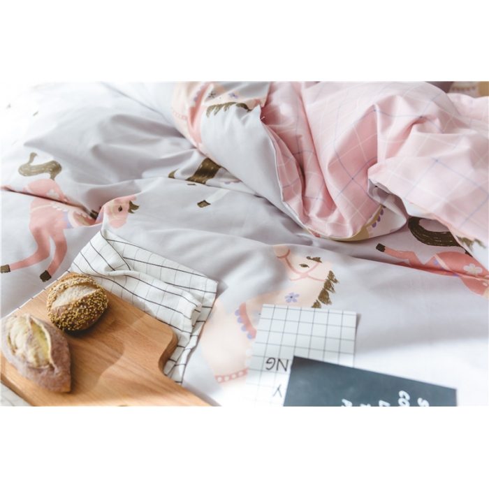 91家纺网 家纺一手货源 找家纺 棉眠 童话13372系列四件套床单款旋转木马