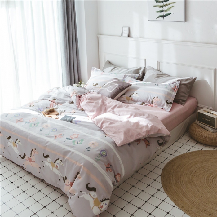 91家纺网 家纺一手货源 找家纺 棉眠 童话13372系列四件套床单款旋转木马