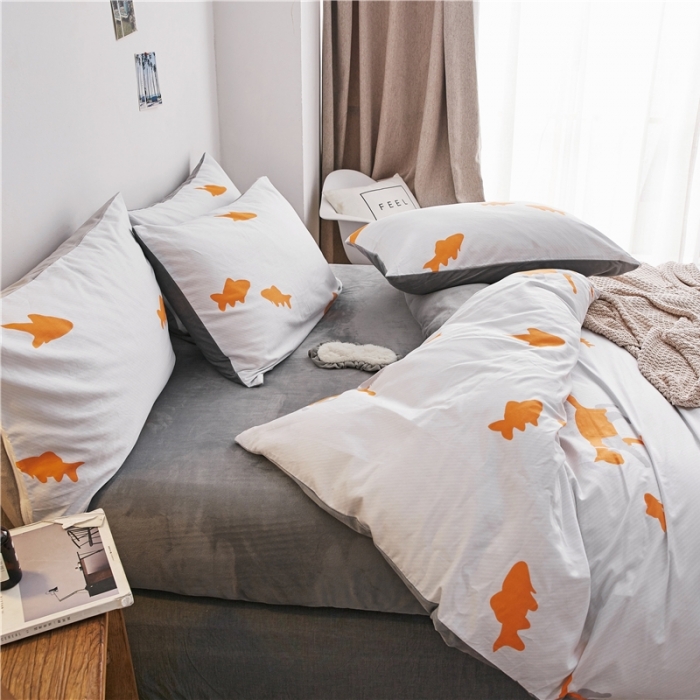 91家纺网 家纺一手货源 找家纺 棉眠  2018新款棉眠棉加绒四件套 潜水的猫