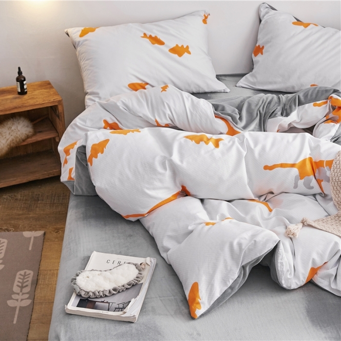 91家纺网 家纺一手货源 找家纺 棉眠  2018新款棉眠棉加绒四件套 潜水的猫