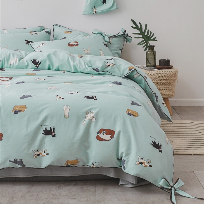 91家纺网 家纺一手货源 找家纺 棉眠 2019春夏新款全棉镶边蝴蝶结四件套 床单款 猫咪聚会