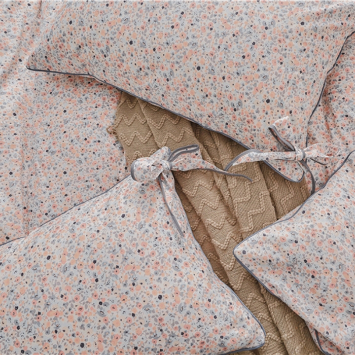 91家纺网 家纺一手货源 找家纺 棉眠 2019春夏新款全棉镶边蝴蝶结四件套 床单款 繁花