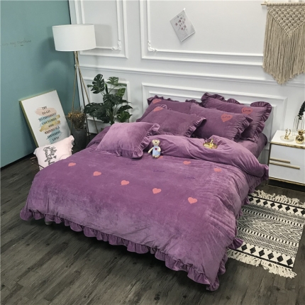 91家纺网 家纺一手货源 找家纺 （总）玛奇朵 2018新款高克重宝宝绒毛巾绣四件套