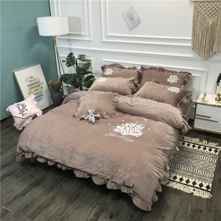 91家纺网 家纺一手货源 找家纺 （总）玛奇朵 2018新款高克重宝宝绒毛巾绣四件套