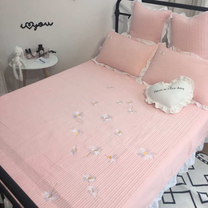 91家纺网 家纺一手货源 找家纺 漫调家纺 韩国床盖三件套小雏菊-粉