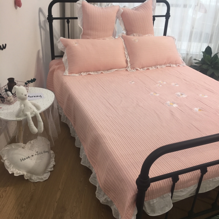 91家纺网 家纺一手货源 找家纺 漫调家纺 韩国床盖三件套小雏菊-粉