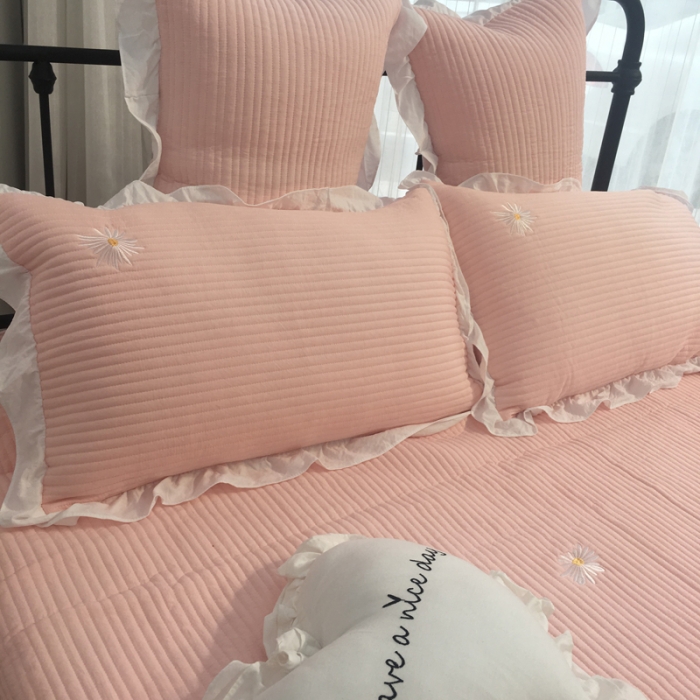 91家纺网 家纺一手货源 找家纺 漫调家纺 韩国床盖三件套小雏菊-粉