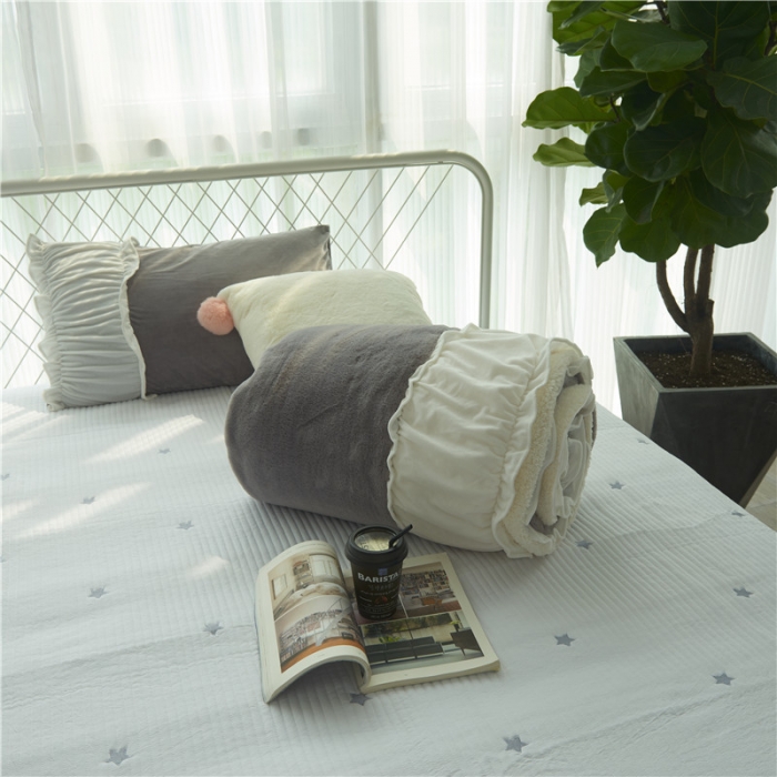 91家纺网 家纺一手货源 找家纺 漫调家纺 被套毯韩国兔兔绒高档毛皮保暖毯绅士灰