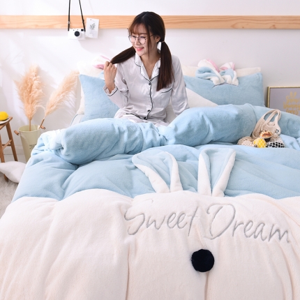 91家纺网 家纺一手货源 找家纺 漫调家纺 秋冬新品创意立体兔兔绒保暖四件套 蓝色