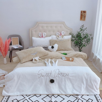 91家纺网 家纺一手货源 找家纺 漫调家纺  秋冬新品创意立体兔兔绒保暖四件套 浅卡其