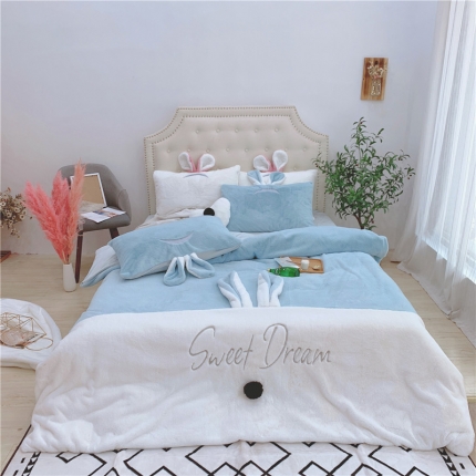 91家纺网 家纺一手货源 找家纺 漫调家纺 秋冬新品创意立体兔兔绒保暖四件套 天真蓝