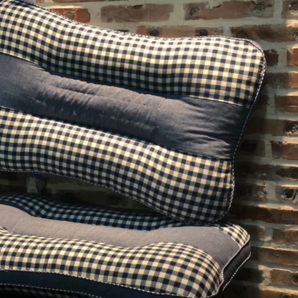 91家纺网 家纺一手货源 找家纺 （总）剑桥枕业全棉水洗棉决明子枕头格子单人硬高枕芯48*74