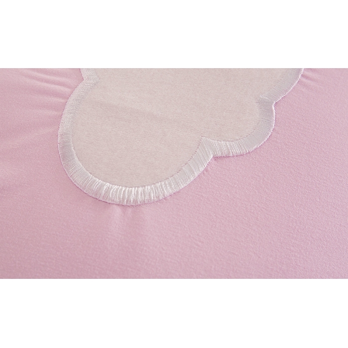 91家纺网 家纺一手货源 找家纺 欧冠家纺 水洗磨毛卡通床裙款四件套 云朵粉