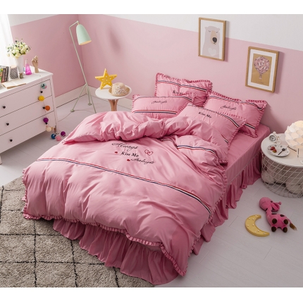 91家纺网 家纺一手货源 找家纺 （总）2018欧冠家纺INS典藏版爆款四件套 床裙款