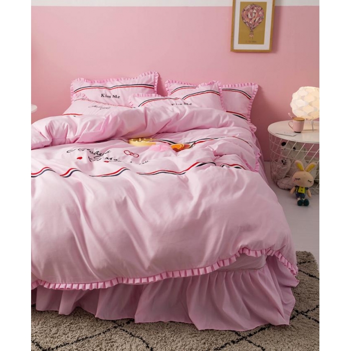 91家纺网 家纺一手货源 找家纺 2018欧冠家纺INS典藏版爆款四件套 床裙款 INS-粉