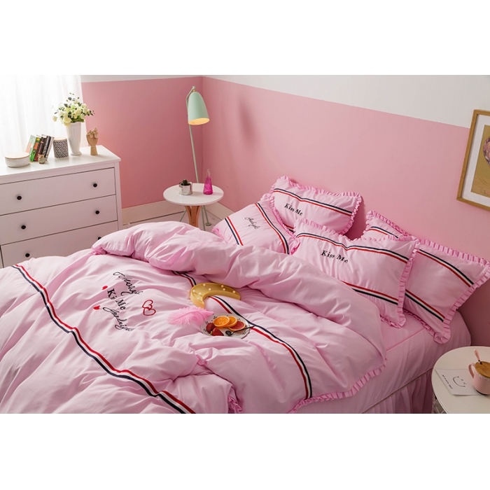 91家纺网 家纺一手货源 找家纺 2018欧冠家纺INS典藏版爆款四件套 床裙款 INS-粉