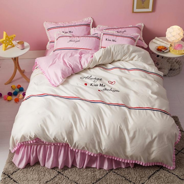 91家纺网 家纺一手货源 找家纺 2018欧冠家纺INS典藏版爆款四件套 床裙款 INS-粉白