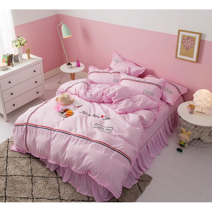 91家纺网 家纺一手货源 找家纺 2018欧冠家纺INS典藏版爆款四件套 床裙款 love-粉