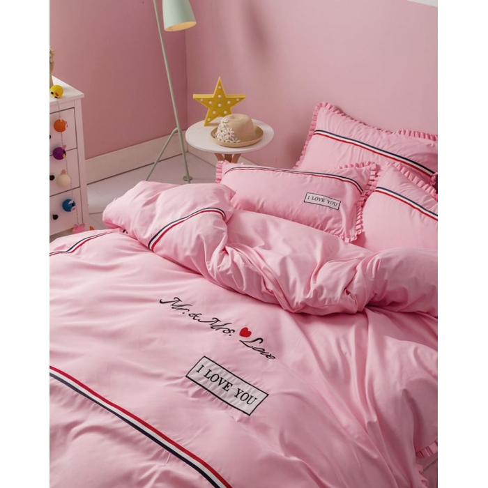 91家纺网 家纺一手货源 找家纺 2018欧冠家纺INS典藏版爆款四件套床裙款 love-深粉