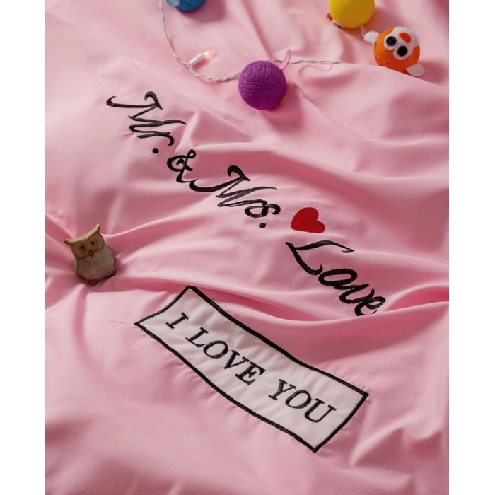 91家纺网 家纺一手货源 找家纺 2018欧冠家纺INS典藏版爆款四件套床裙款 love-深粉