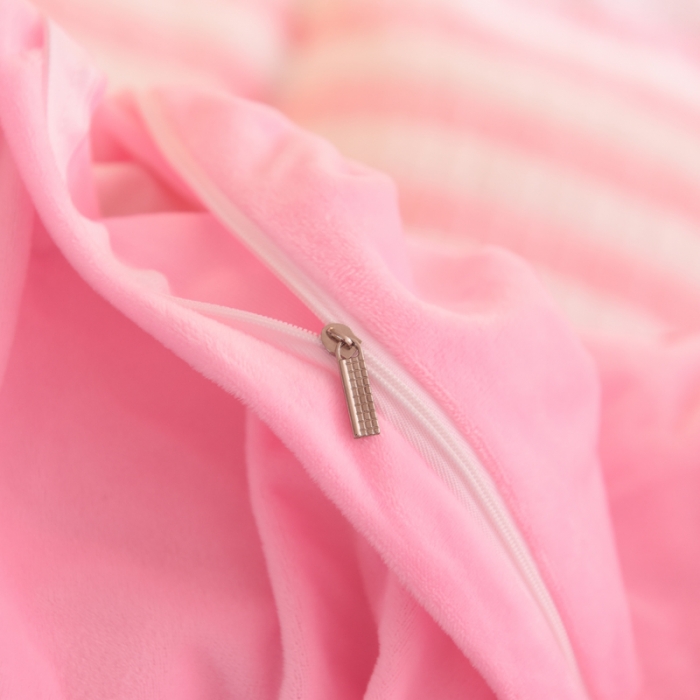 91家纺网 家纺一手货源 找家纺 欧冠家纺 2018新品阳光暖绒系列 粉