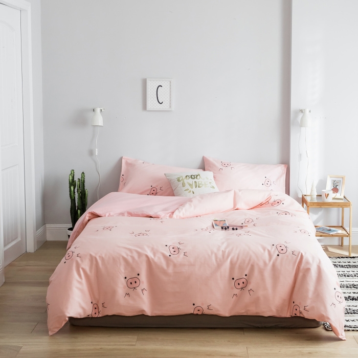 91家纺网 家纺一手货源 找家纺 棉生活 2019新款13372萌系小清新四件套床单款奶油小猪