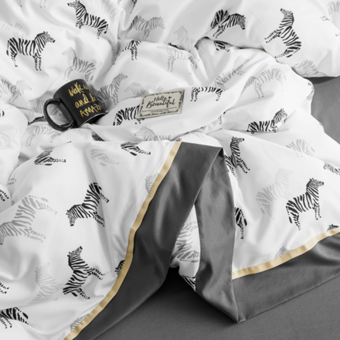 91家纺网 家纺一手货源 找家纺 棉生活 2019新款轻奢简约系列四件套 斑马