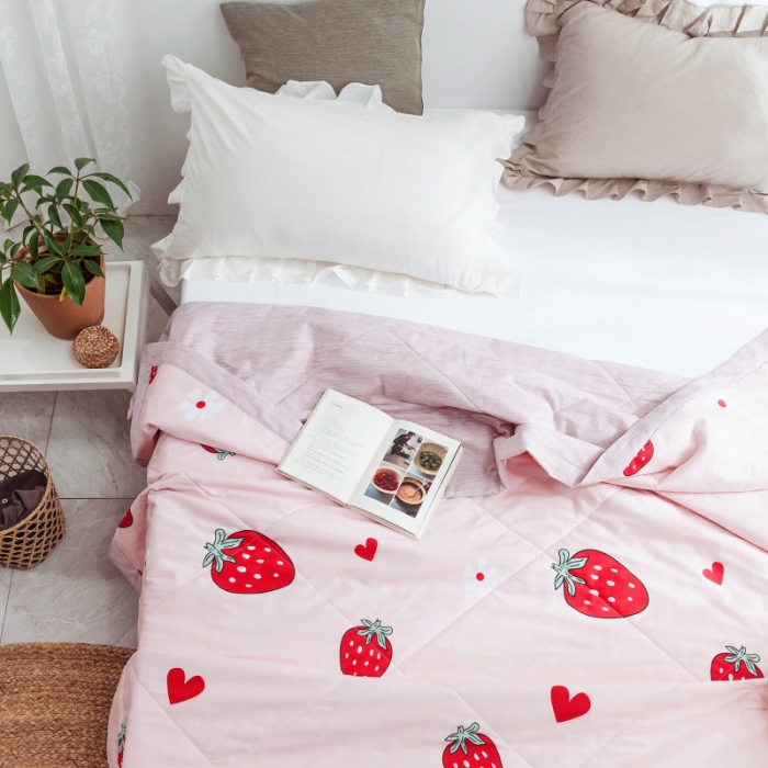 91家纺网 家纺一手货源 找家纺 棉生活 2019新款全棉棉花夏被 大草莓