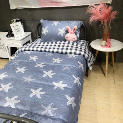 91家纺网 家纺一手货源 找家纺 棉生活 2019新款学生三件套 海星蓝