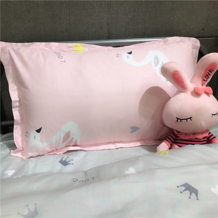 91家纺网 家纺一手货源 找家纺 棉生活 2019新款学生三件套 奥利亚