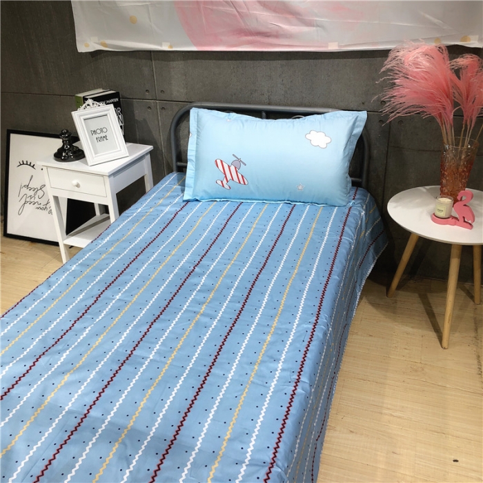 91家纺网 家纺一手货源 找家纺 棉生活 2019新款学生三件套 探索太空蓝