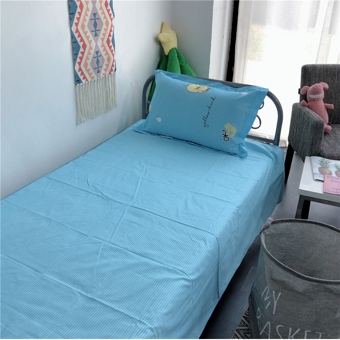 91家纺网 家纺一手货源 找家纺 棉生活 2019新款学生三件套 小黄鸭蓝