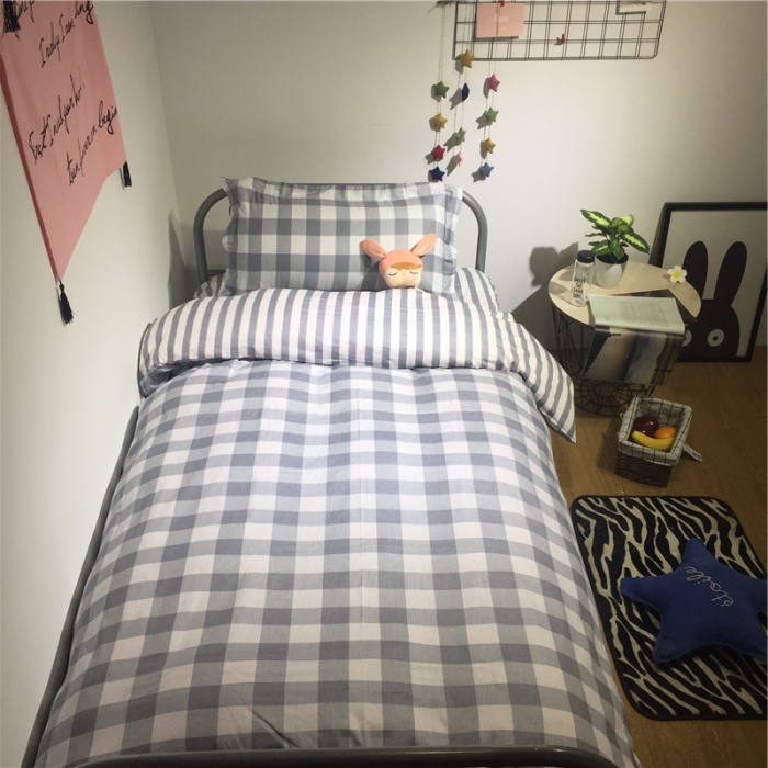 91家纺网 家纺一手货源 找家纺 棉生活 2019新款学生三件套 格调灰