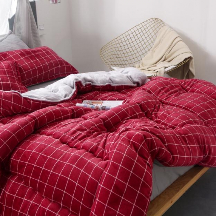 91家纺网 家纺一手货源 找家纺 米莱家纺 2018无印风双面法兰绒冬被 格调红