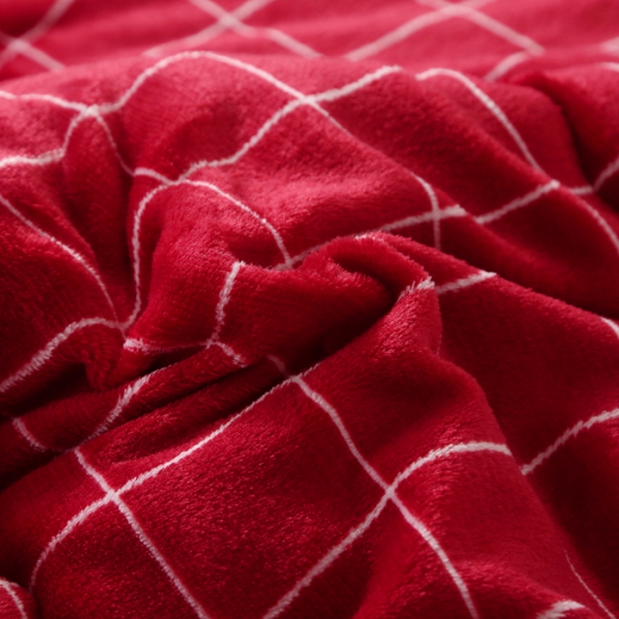 91家纺网 家纺一手货源 找家纺 米莱家纺 2018无印风双面法兰绒冬被 格调红