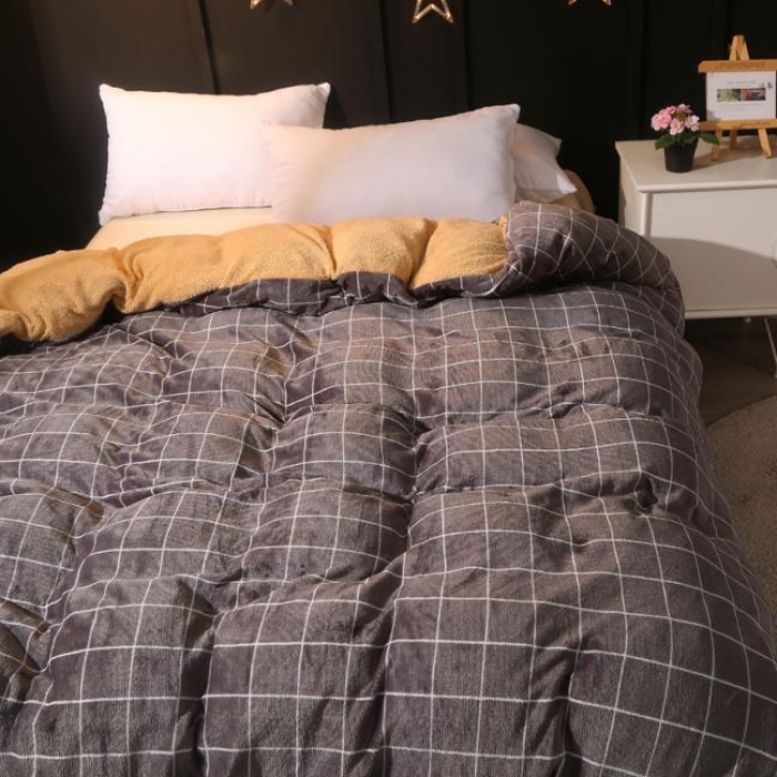 91家纺网 家纺一手货源 找家纺 米莱家纺 2018可拆卸法莱绒羊羔绒冬被 小格-灰色