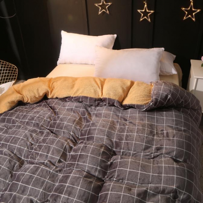 91家纺网 家纺一手货源 找家纺 米莱家纺 2018可拆卸法莱绒羊羔绒冬被 小格-灰色