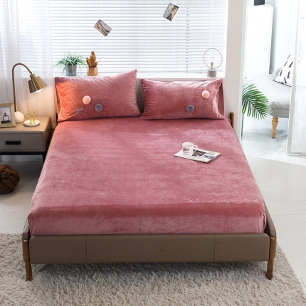 91家纺网 家纺一手货源 找家纺 鼎飞 2019新款丽芙绒单品终版床笠 优雅珊红