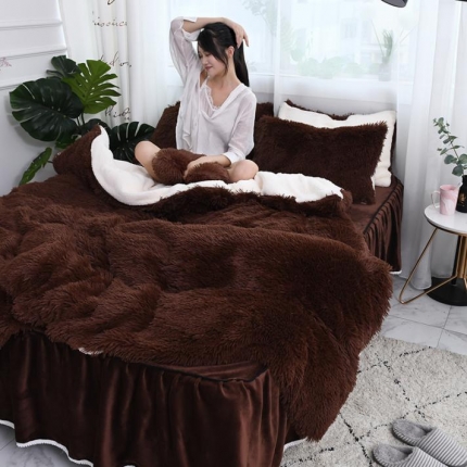 91家纺网 家纺一手货源 找家纺 恋佳居 水貂绒四件套 咖色