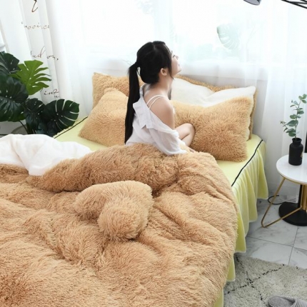 91家纺网 家纺一手货源 找家纺 恋佳居 水貂绒四件套 驼色