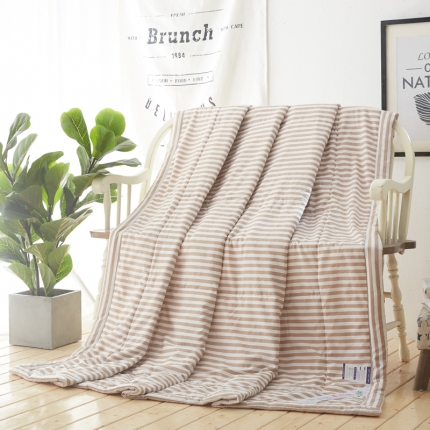 91家纺网 家纺一手货源 找家纺 佑泽家纺 新款无印良品水洗棉夏被 黄条纹