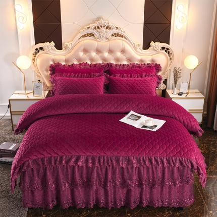 91家纺网 家纺一手货源 找家纺 恒爱家纺2021新款水晶绒夹棉蕾丝四件套 翩翩花舞-拉菲红