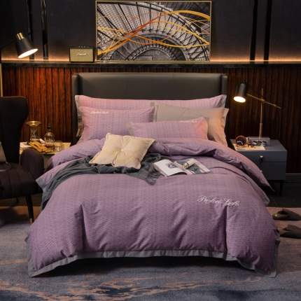 91家纺网 家纺一手货源 找家纺 （总）帅露家纺 新款肌理磨毛绣花压边款四件套