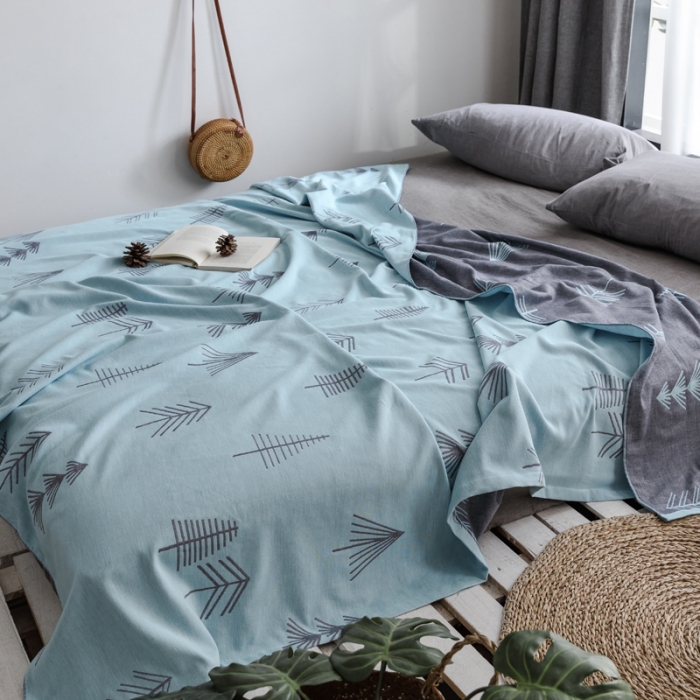 91家纺网 家纺一手货源 找家纺 朴尔家纺双层纱毛巾被全棉纱布夏被空调被毛毯提花盖毯 松柏绿