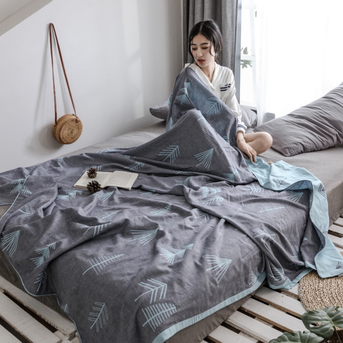 91家纺网 家纺一手货源 找家纺 朴尔家纺双层纱毛巾被全棉纱布夏被空调被毛毯提花盖毯 松柏绿