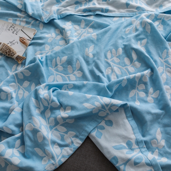 91家纺网 家纺一手货源 找家纺 朴尔家纺 2020年新款双层全棉纱布毛巾被 枝繁叶茂-蓝