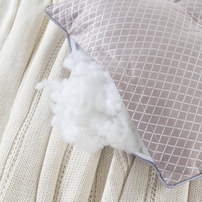 91家纺网 家纺一手货源 找家纺 乐秀家纺 儿童枕珍珠棉枕芯30*50cm 枕头芯