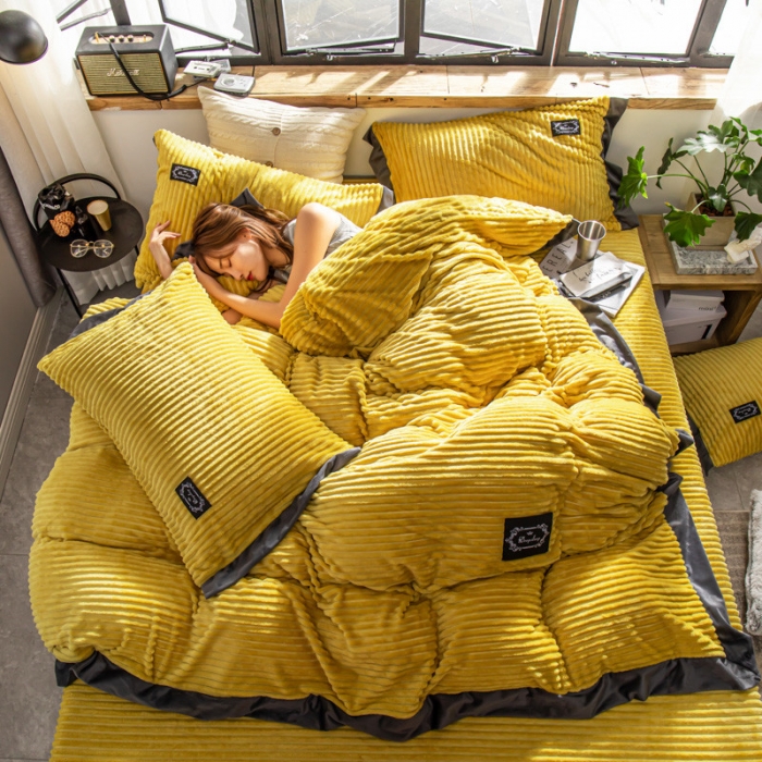 91家纺网 家纺一手货源 找家纺 金奇达 2019休闲宽边魔法绒四件套 宽边姜黄