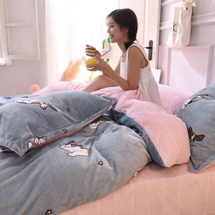 91家纺网 家纺一手货源 找家纺 金奇达 2019新款舒馨绒四件套 汪星人