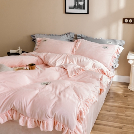 91家纺网 家纺一手货源 找家纺 （总）金奇达 2019公主风荷叶边宝宝绒四件套